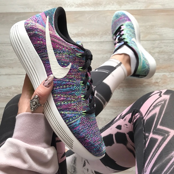 NWT Nike Lunarepic Flyknit Rare - Picture 2 of 7